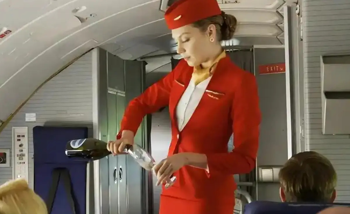 《法国空乘4》全集资源下载-未删减高清在线观看-法国空乘4完整版免费播放